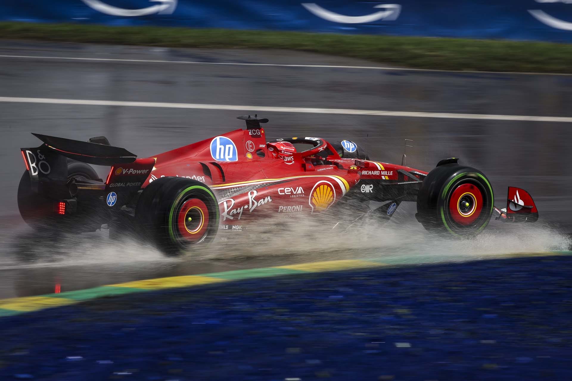 A Ferrari motorhibája felbosszantotta Leclerc-et