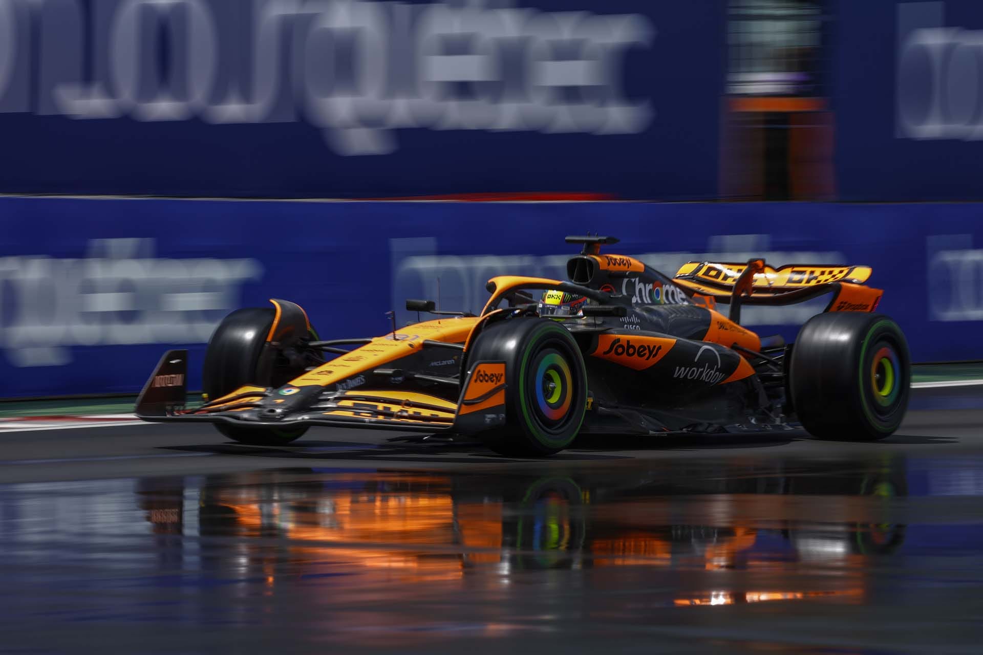 A McLaren bizakodva tekint a gyors kanyarokban elért fejlődésre