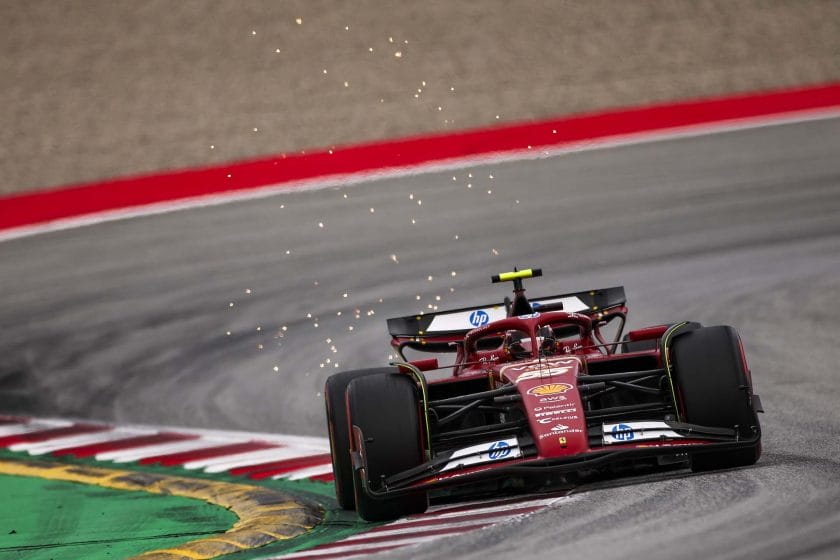 Sainz ellenzi Leclerc panaszkodását az F1-ben