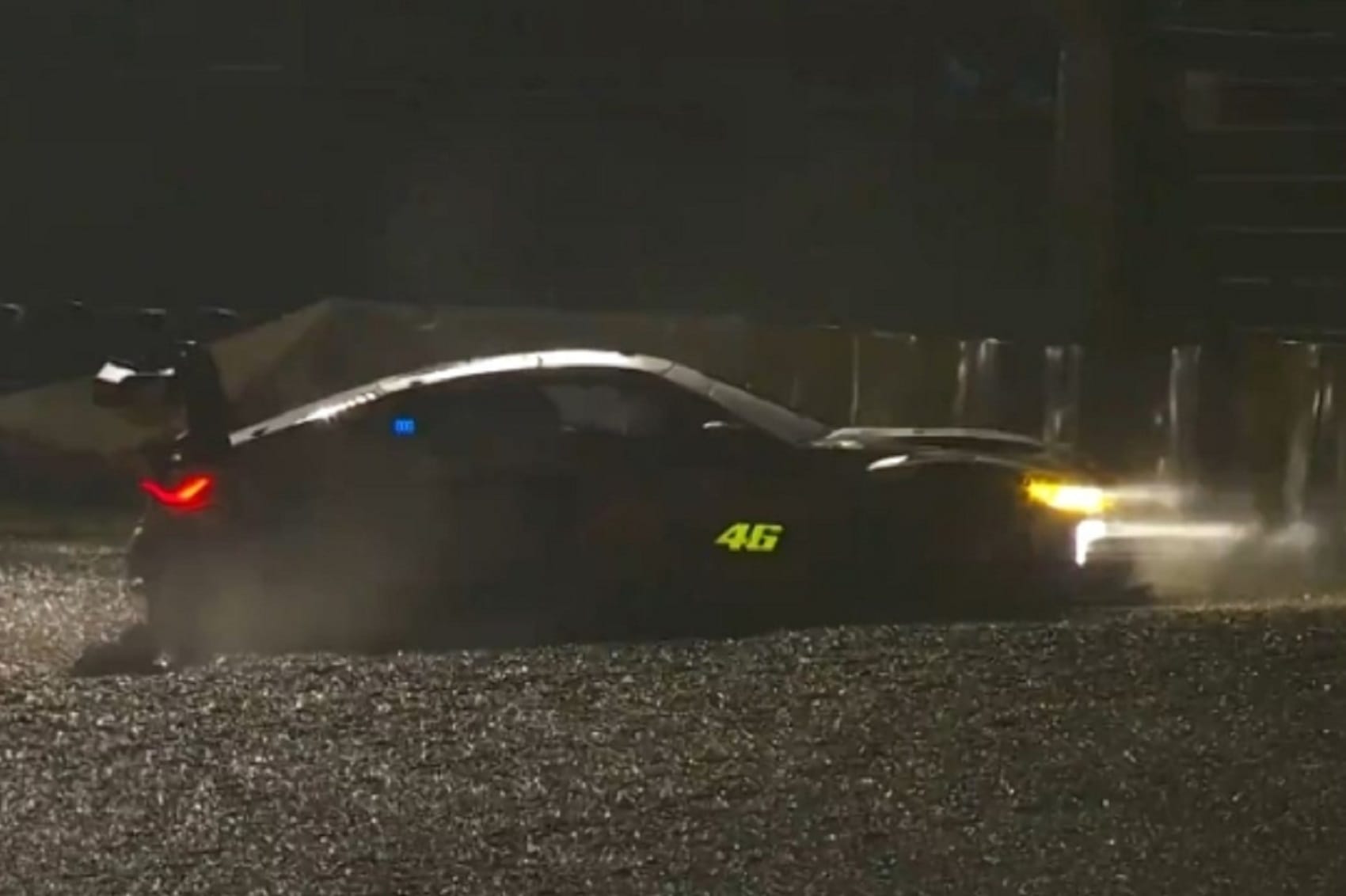 Az ismétlődő balszerencse: Rossiék kiestek Le Mans-ban ugyanazzal a pilótával a volán mögött