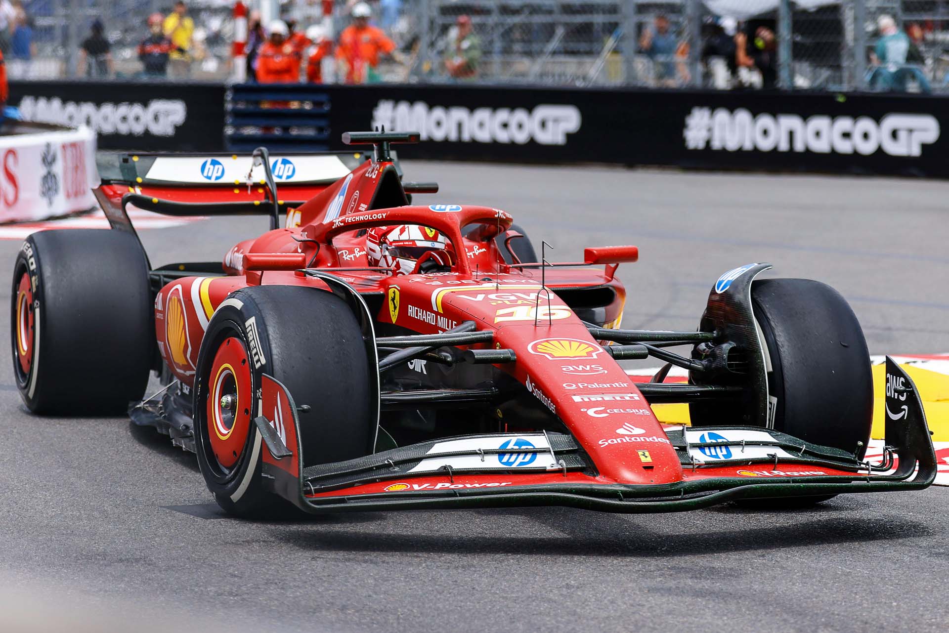A Ferrari közelítése a Red Bull-hoz: Kitartó munkával az élmezőny felé!