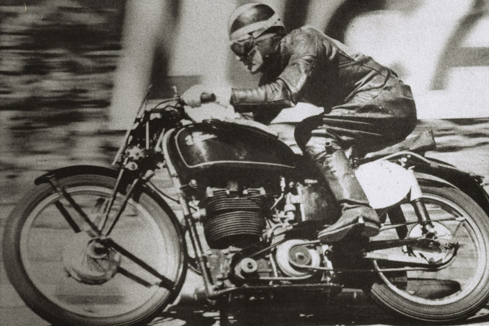 75 évvel ezelőtt indult el a MotoGP legendás története – Boldog születésnapot a világhírű motorsportnak!