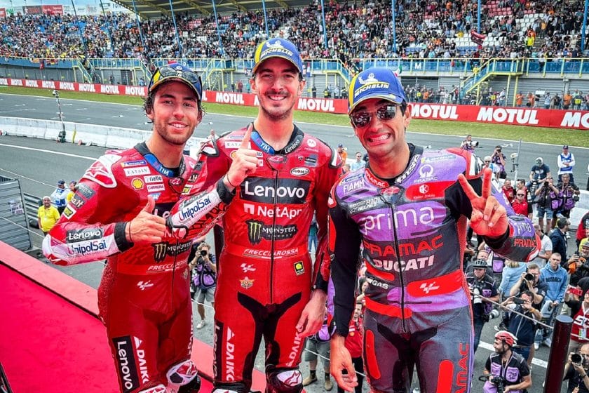 Kettős siker a MotoGP Assen-i versenyén: Bagnaiának sima győzelem, Martínnak küzdelmes hétvége