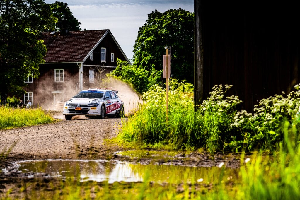 A Skandináv Rally kihívása: a rallycross királyának kijózanító szembesítése