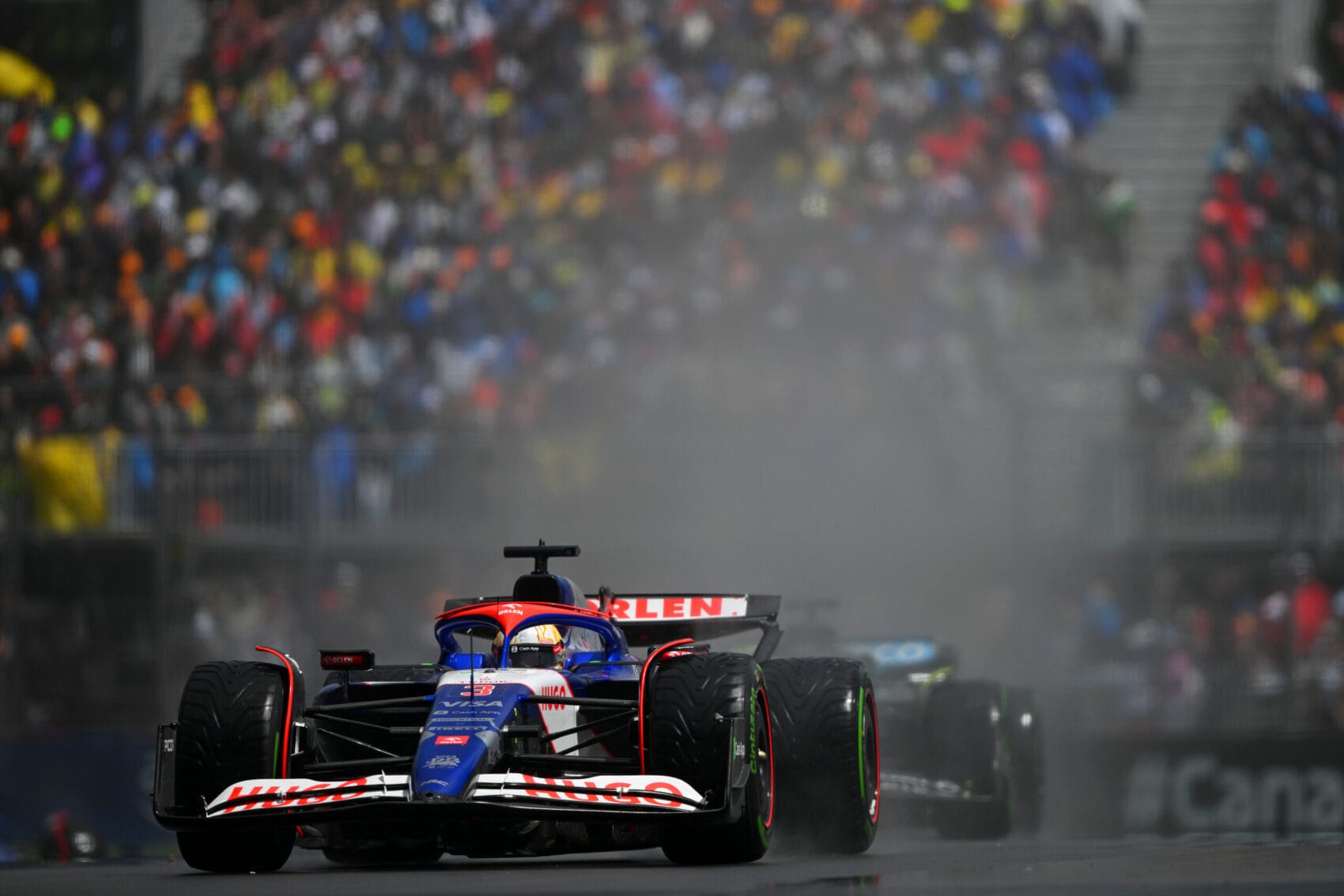 Az égő vágy hatására: Ricciardo gyorsan vezetett