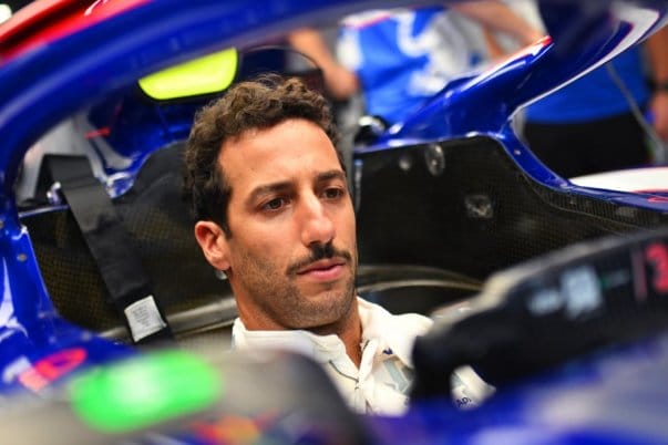 Aussie Grit: Ricciardo továbbra sem hagyja el a Red Bull-versenyülést