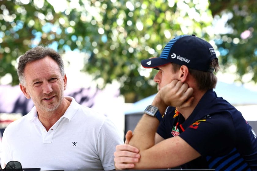 A cím: „Horner szerint a McLaren tisztességtelenül beszél Verstappenről