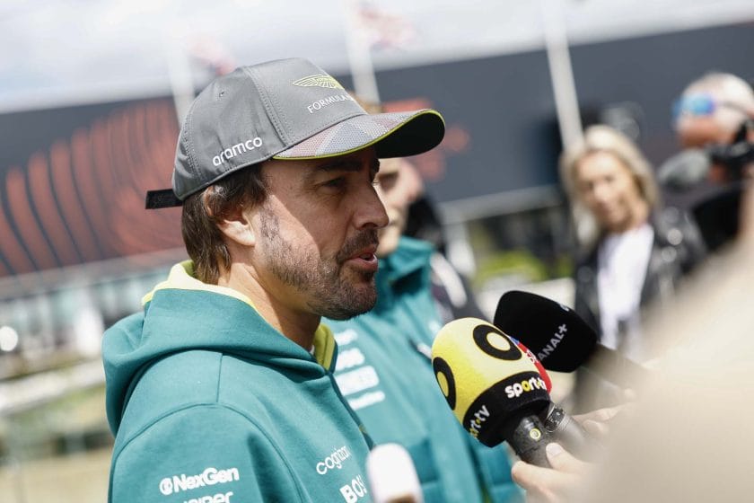 Alonso kitartása és elkötelezettsége a jövő nagyobb célokért: Interjú a F1VILÁG.HU-n