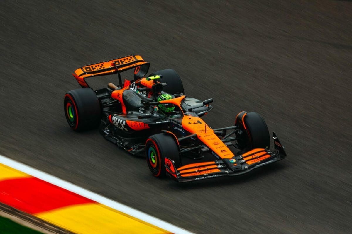 A McLaren vette át a vezetést Spában, Verstappen már csak a harmadik