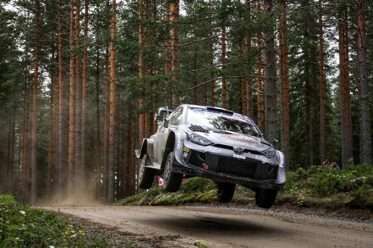 Ogier 11 év után nyert a Finn Rallyn, Neuville és a Hyundai hatalmasat lépett a vb címek felé