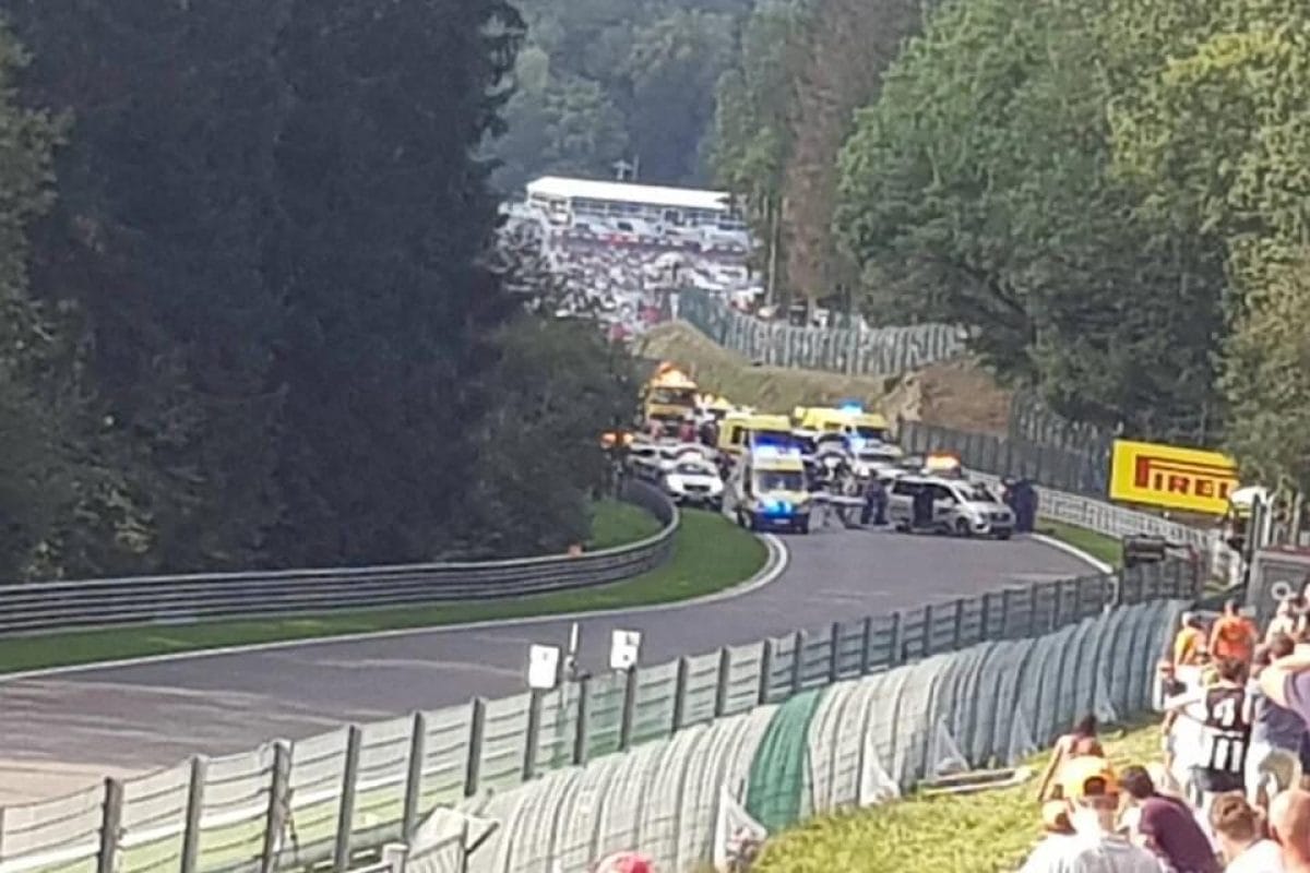 Vajon továbbra is túlélhetetlen lenne a legutóbbi F1-es hétvégén történt halálos baleset?