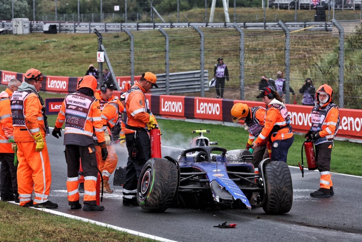 Bár ellentétesek a nyilatkozatok, mégsem rúgta ki kegyvesztett pilótáját a Williams