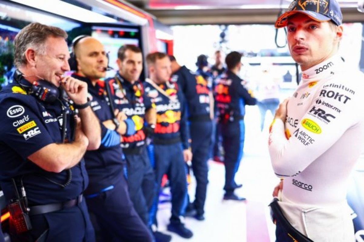 A Red Bull támogatja a Fejleszt és Perezt: friss pénteki F1 hírek