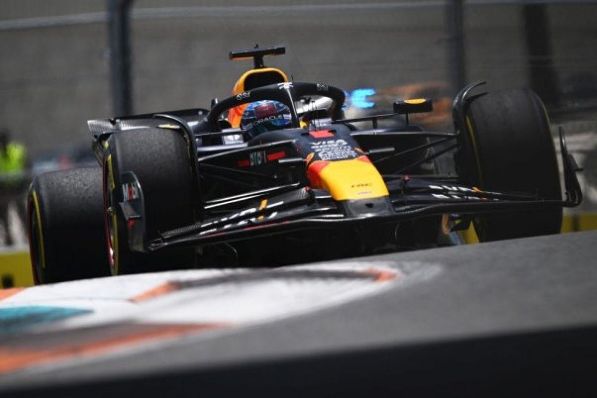 A Red Bull-szuka csak Verstappenre hallgat