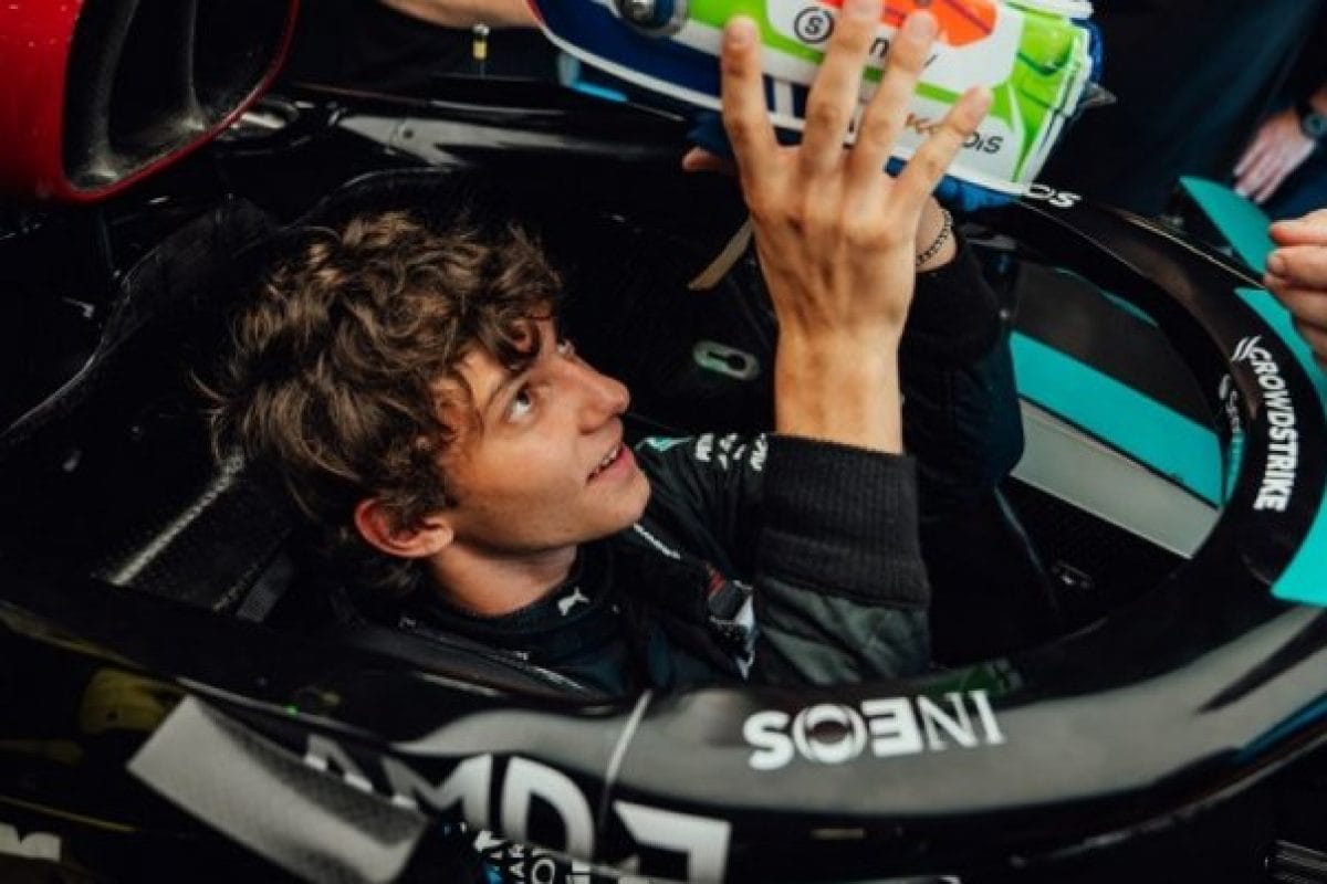 Bejelentve: Antonellié a Mercedes F1-es ülése