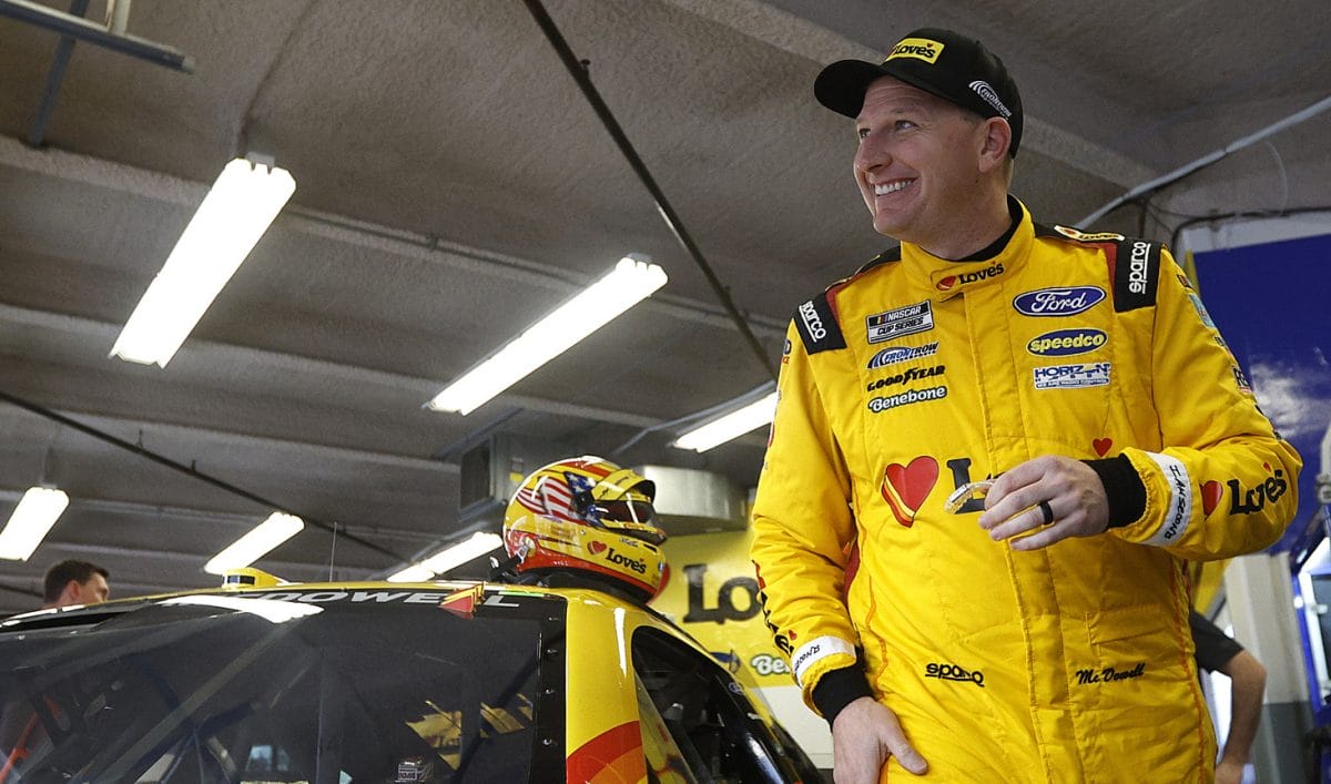 Nomen est omen: Front Row első sort hozott a NASCAR Cup daytonai időmérője –