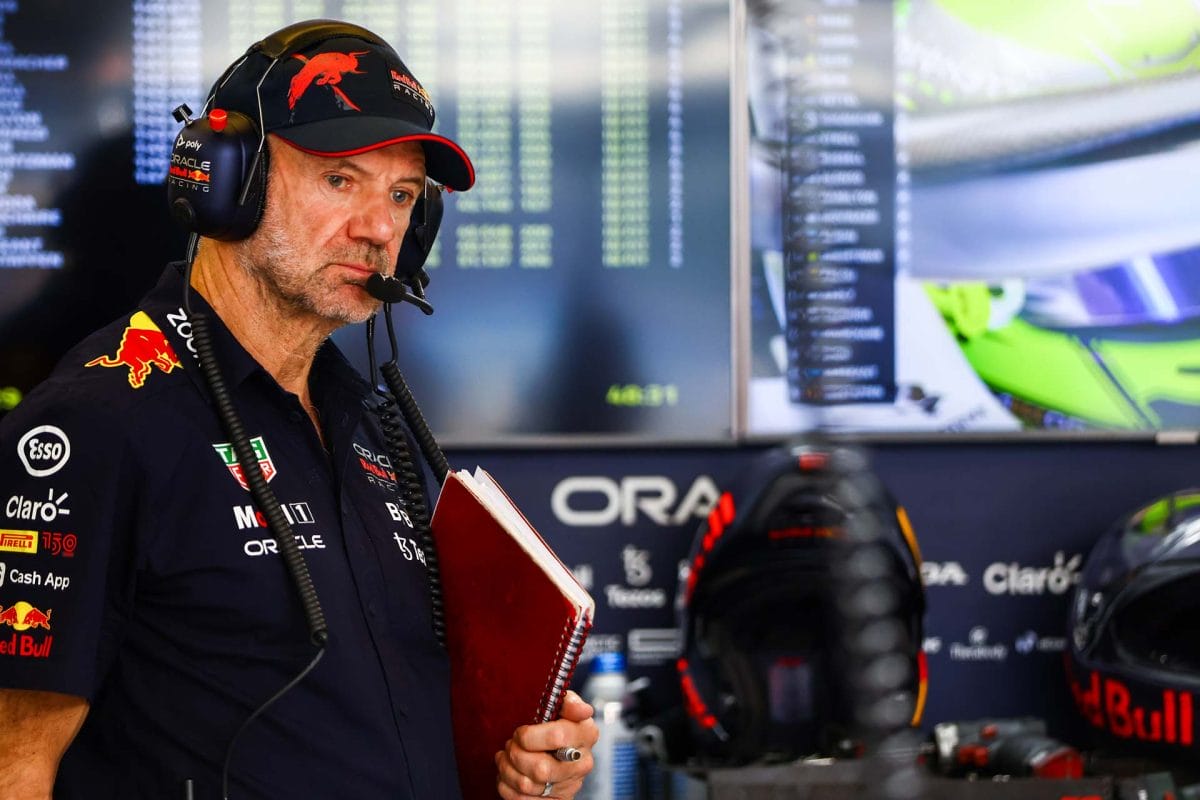 Newey ötéves szerződést köt az Aston Martinnal, kedden bejelentés