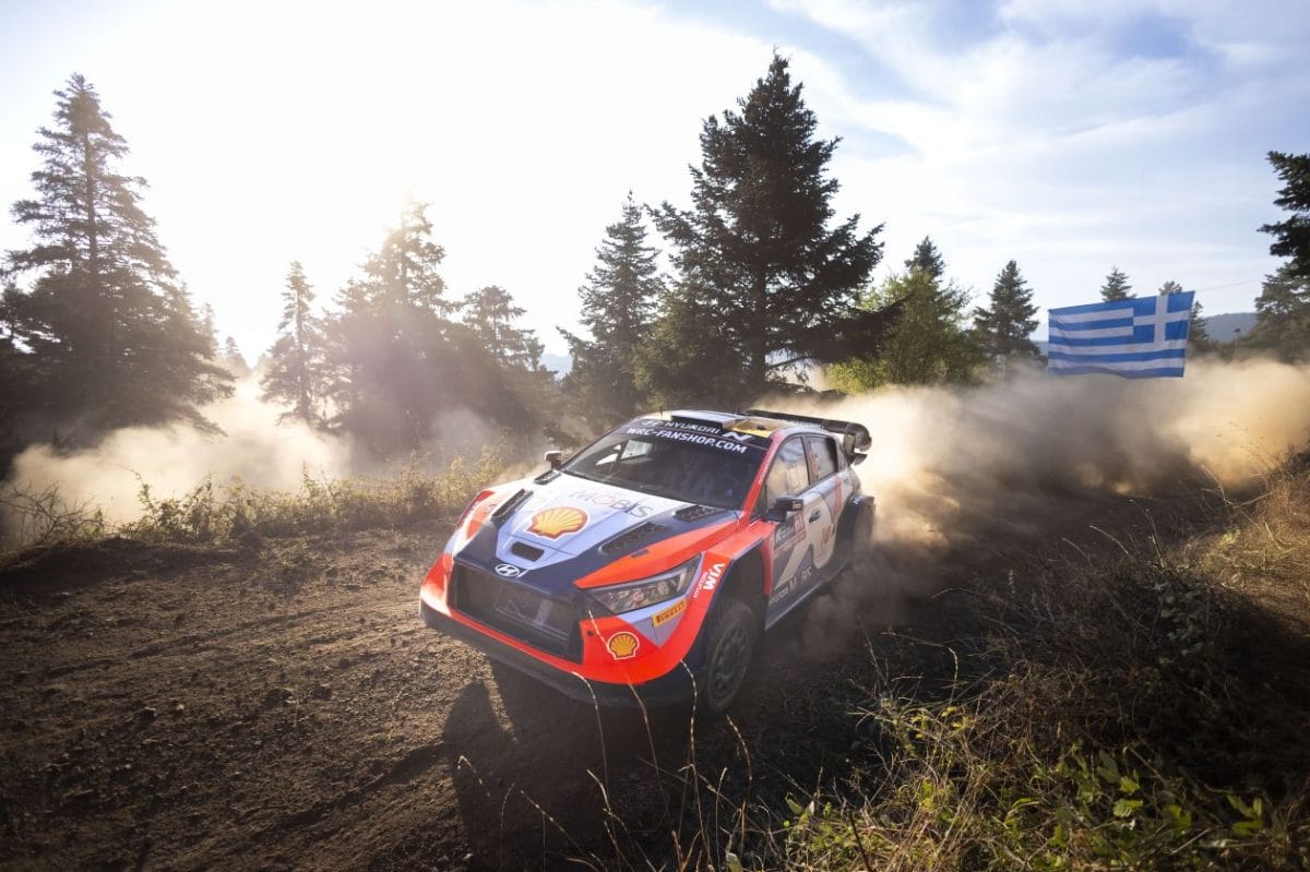 Hármas Hyundai és Toyota katasztrófa az Akropolisz Rally első napján