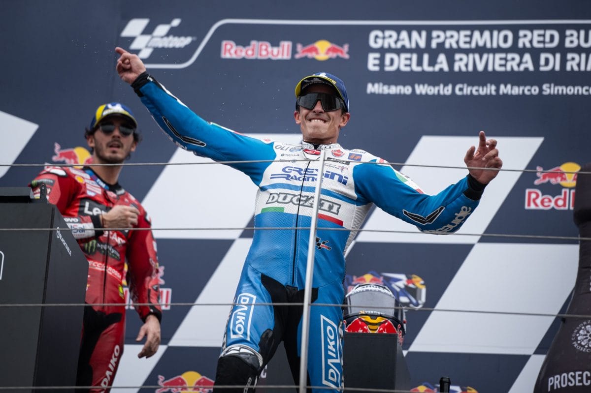 Marc Márquez kihívásai és Bagnaia gesztusának jelentősége a MotoGP világában