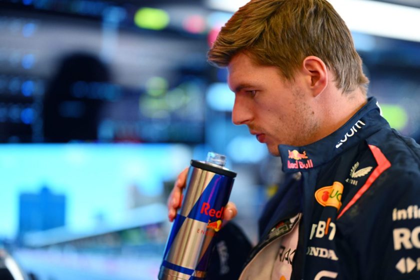 A Red Bull alázatosan elismeri a vereséget, és most csak Verstappen győzelmére koncentrál