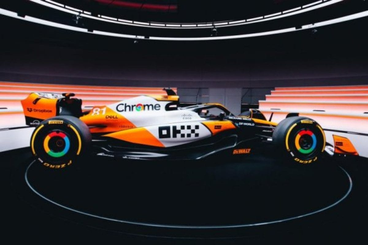 A McLaren legendás festése új életre kel Szingapúrban