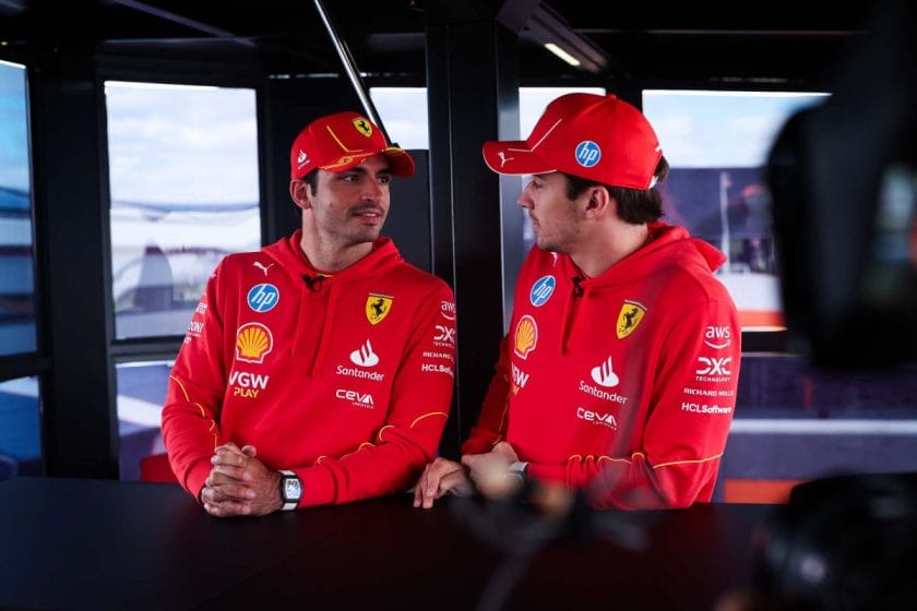 Sainz szerint a Ferrari pontosan tudja, hol állnak Leclerc-el egy szinten