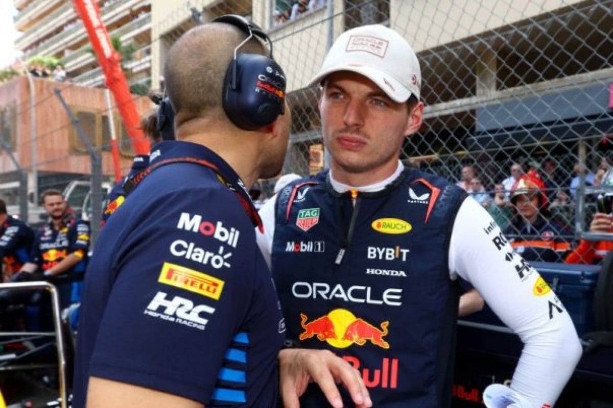 Verstappen majdnem kiesett valamelyik futamon