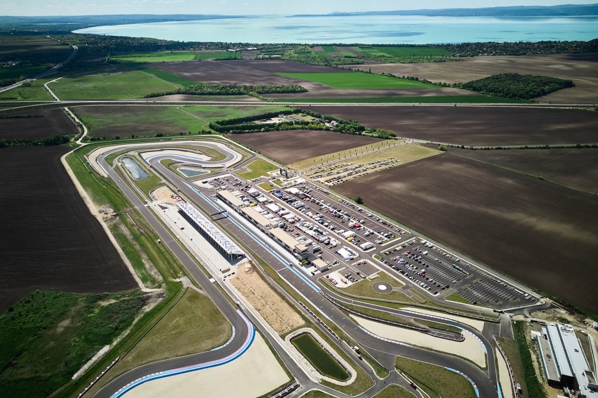 A Balaton Park Circuit bemutatása a Superbike-vb 2025-ös versenynaptárban