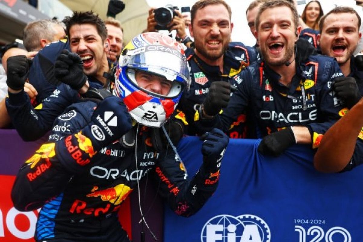 Verstappen: Lenyűgöző hátulról győzni