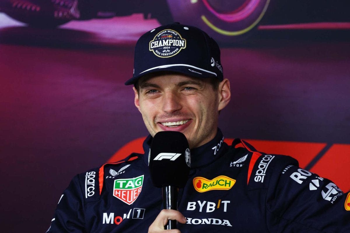 Interjú a bajnokkal: Verstappen a nehézségekről, a csapatváltásról, és a 2025-ös évről