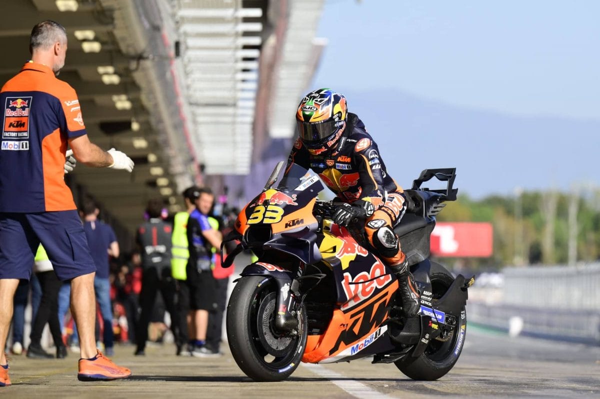 A KTM-nél tagadják, hogy a Red Bull menti ki őket, állítják, nincs veszélyben a MotoGP-programjuk