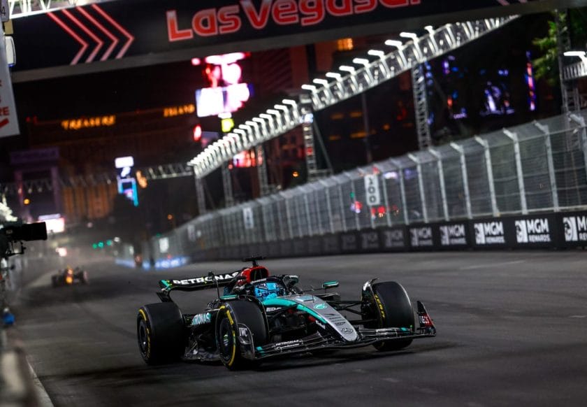 Russell a pole-ban, Hamilton elpuskázta a nagy lehetőséget Las Vegasban