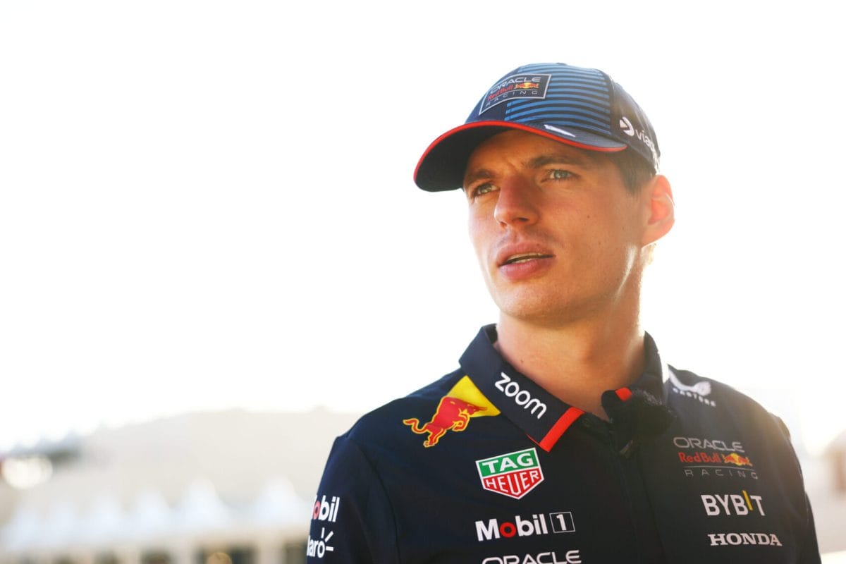 Verstappen lehazugozta Russellt, és továbbra is kitart a véleménye mellett