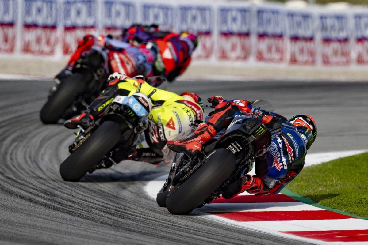 A Yamaha technikai igazgatója rávilágított, mi dönt arról, ki „a gyorsabb” a mai MotoGP-ben