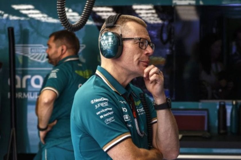 Új F1-es csapatfőnök, Lawson ne harcoljon – mai híreink