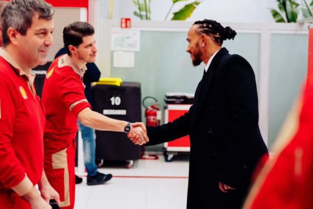 Hamilton bemutatkozása a Ferrarinál: Az első nap meghatározó pillanatai