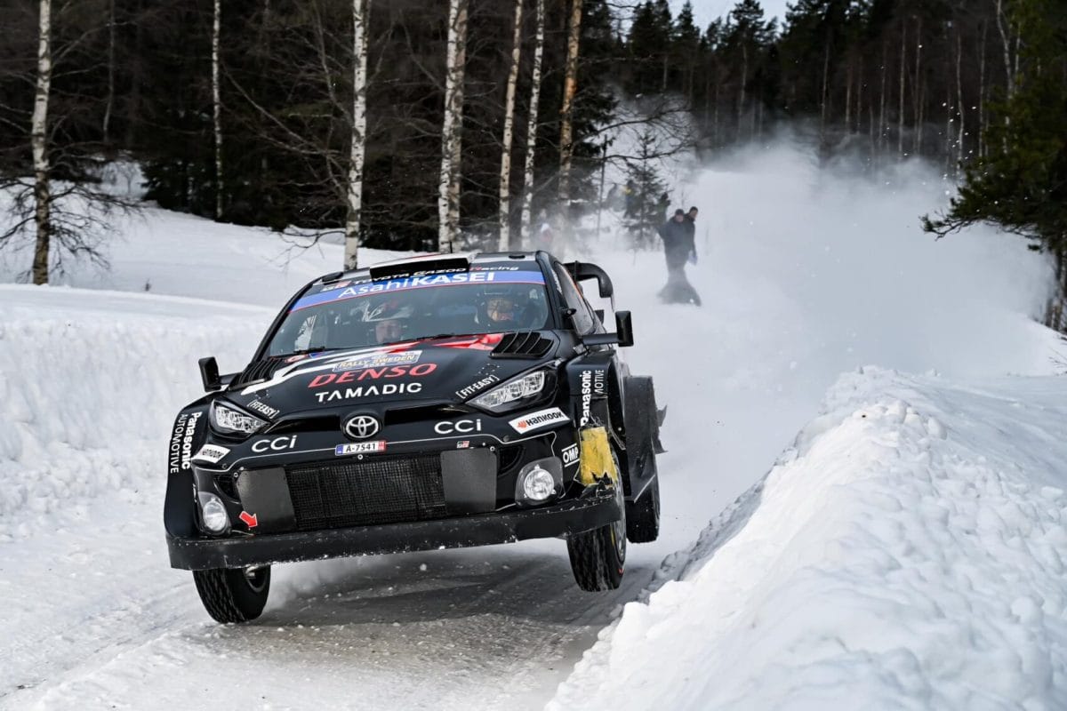 A dacoló harc: Katsuta a vezetés élén Svédországban