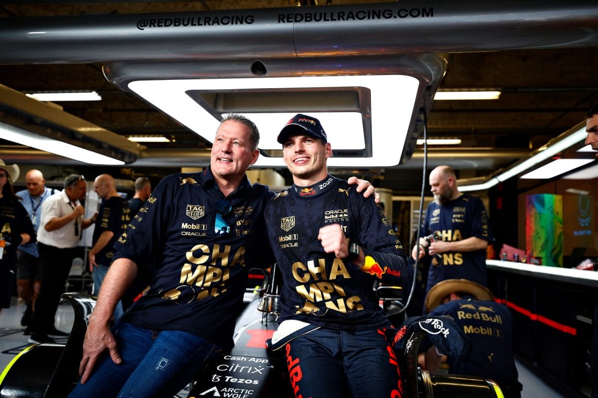 Verstappen apja figyelmeztette a Red Bullt – ez kell ahhoz, hogy megtartsák Maxot?