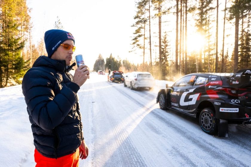 Az autósport történelme: Neuville előz, de Loeb rekordja kitart