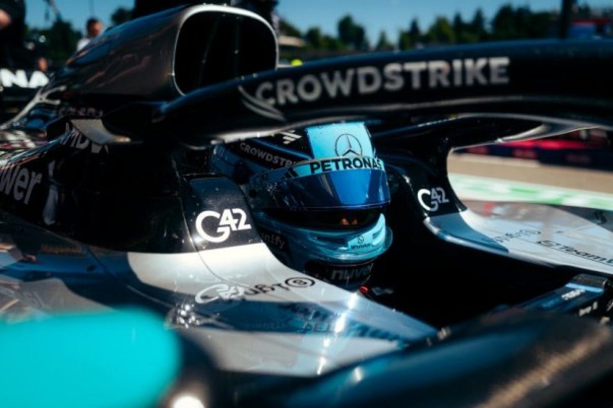 Russell döntése: Sikeres lépés a jó irányba