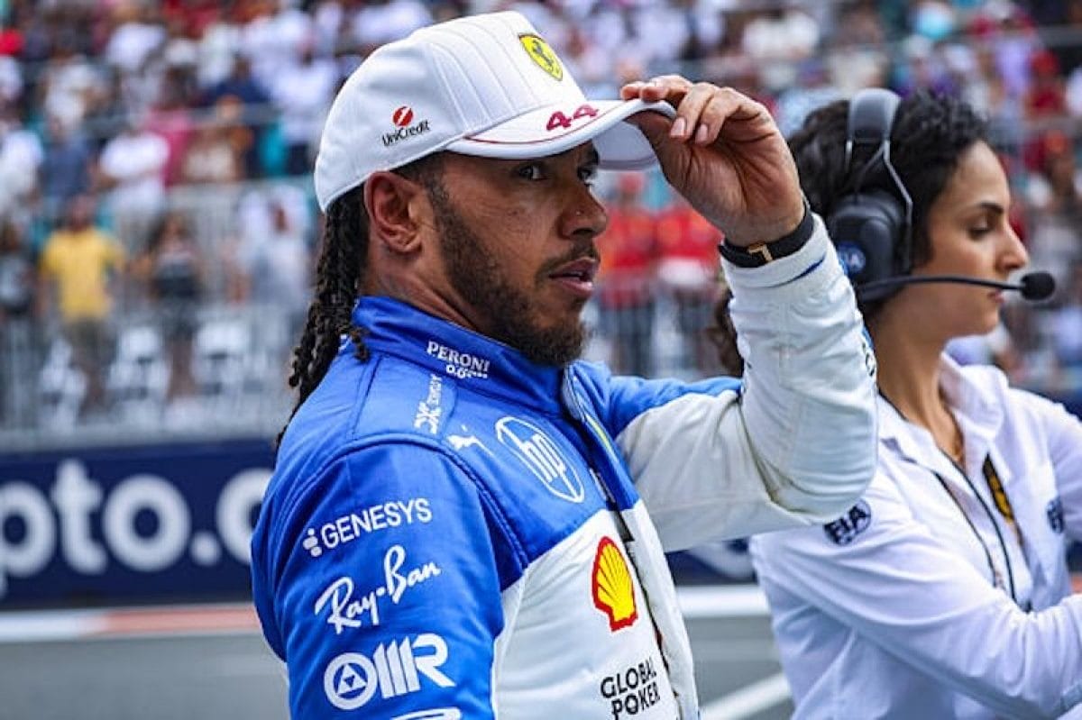 Ocon: Megértés és azonosulás Hamiltonnal