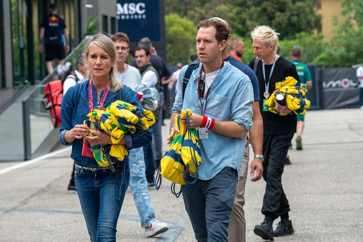 Vettel visszatérésének esélyei a Red Bullnál: Helmut Marko utódja lehet a négyszeres világbajnok