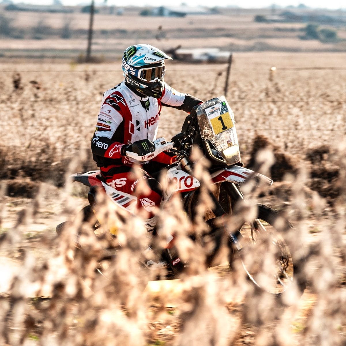 A nevető harmadik meglepetés győzelme a dél-afrikai W2RC-verseny első napján