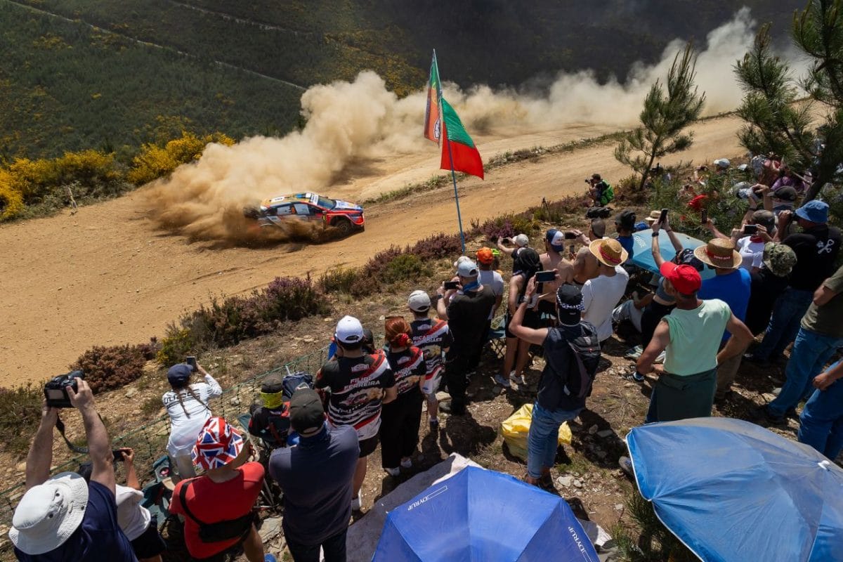 A Hyundai csapata és Ott Tänak teljesítményét elismeri az Abiteboul Portugáliában