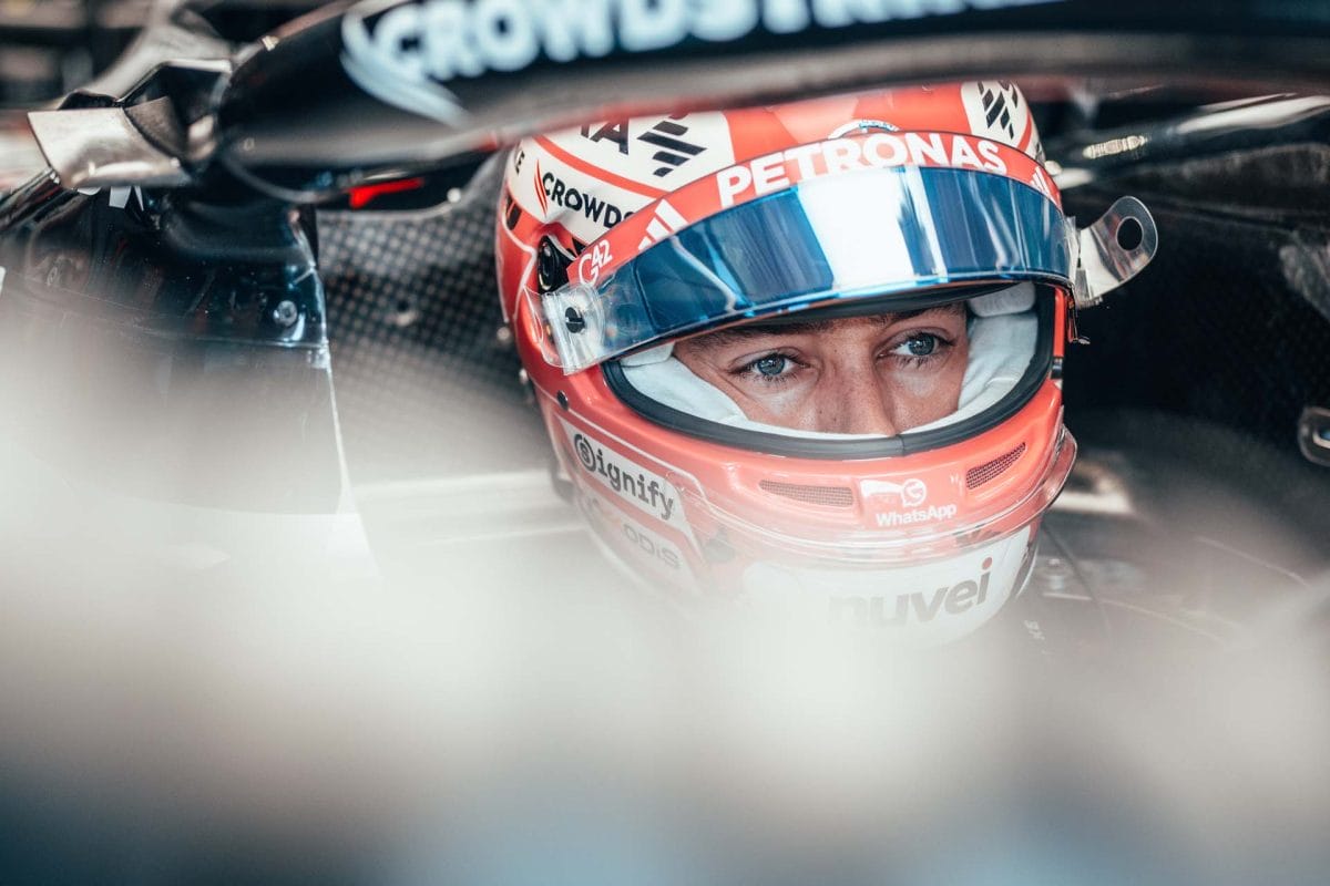 A Mercedes biztosította a rajongókat: Russell gyorsan felépült a miami rosszullét után