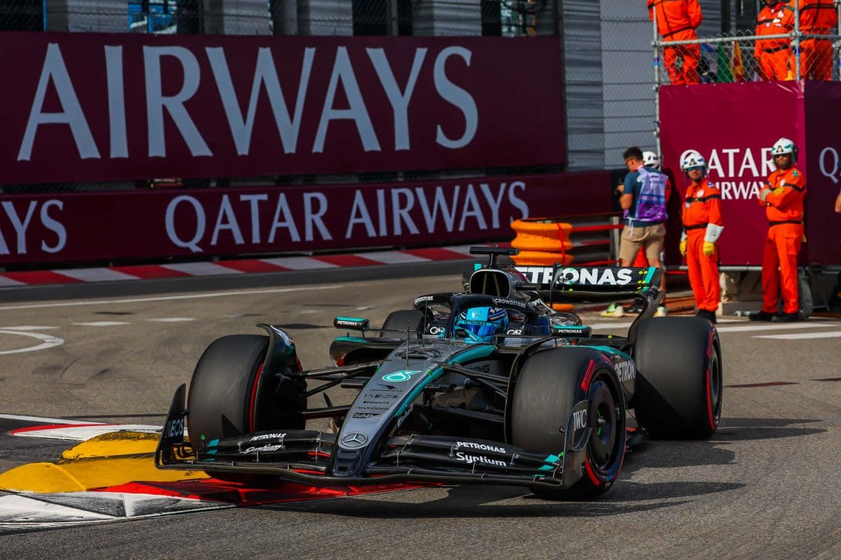 A szándékos cselekedet miatt büntették Russellt a Monacói Nagydíjon