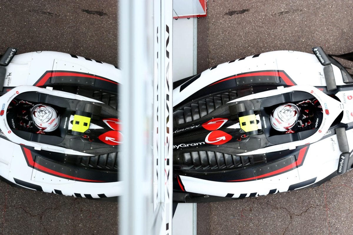 Már pénteken lendült a kasza Monacóban: 11 rajthelynyi hátrasorolást osztottak ki a versenyre