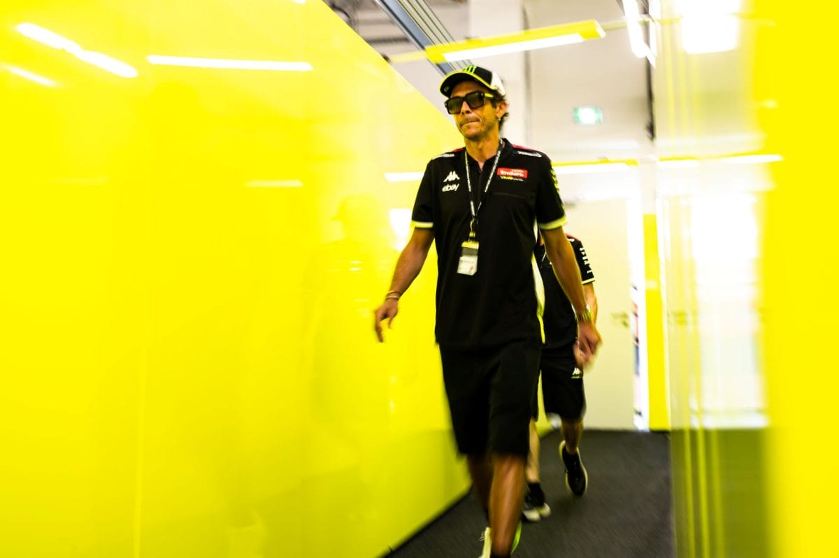 Rossi Váratlan Bejelentése: Az Ő Rajongóinak Legnagyobb Meglepetése!