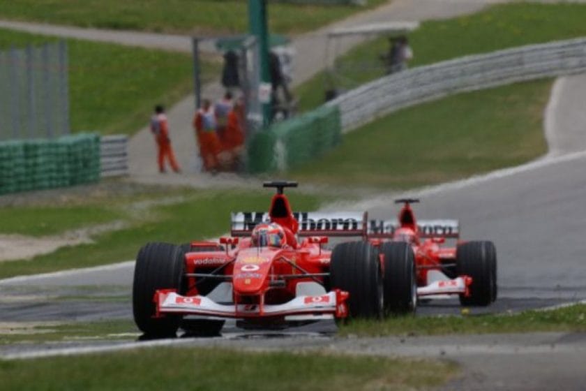 A vörös száguldók legendás botránya: Az osztrák Ferrari-ügy nyomában