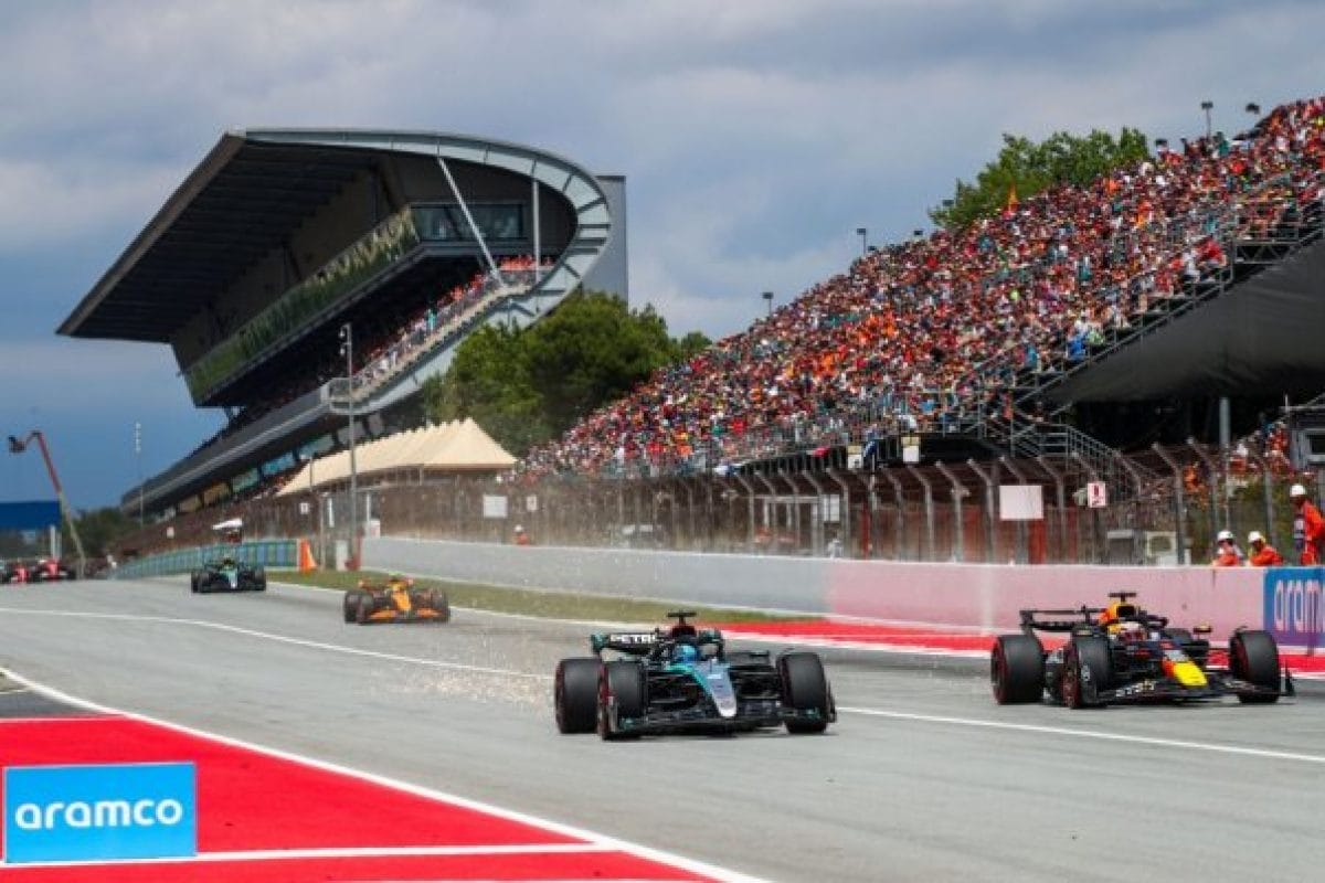 Az elszántság lángja: Barcelonai tüntetés Madridban